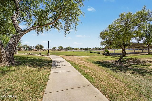 15283 W Eureka Trail, Surprise, AZ 85374