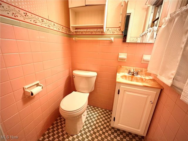 813 Brookfield Avenue, Youngstown, OH 44512