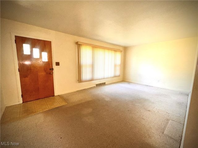 813 Brookfield Avenue, Youngstown, OH 44512