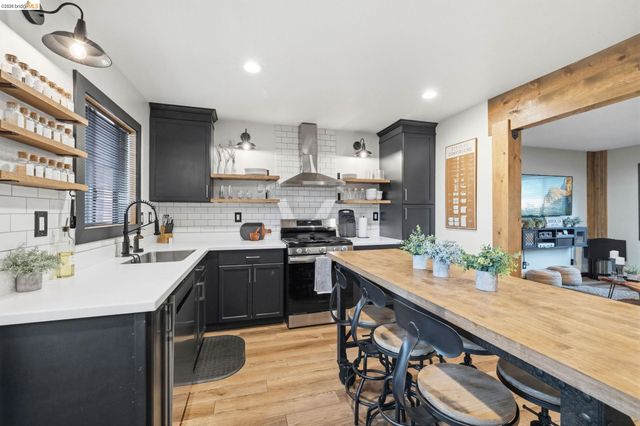 20568 Chief Fuller Way, Mi Wuk Village, CA 95346