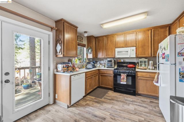 20568 Chief Fuller Way, Mi Wuk Village, CA 95346