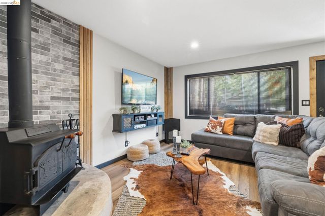 20568 Chief Fuller Way, Mi Wuk Village, CA 95346