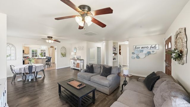 916 S Cottage Street, Porterville, CA 93257