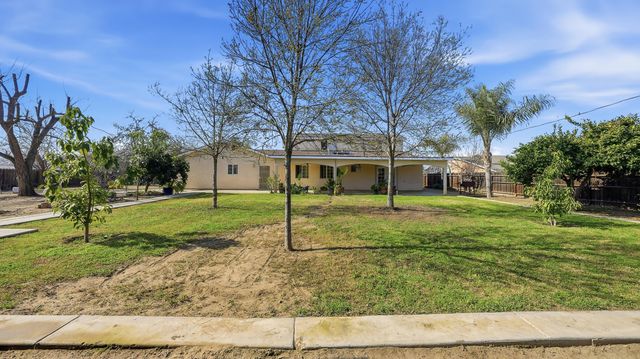 916 S Cottage Street, Porterville, CA 93257