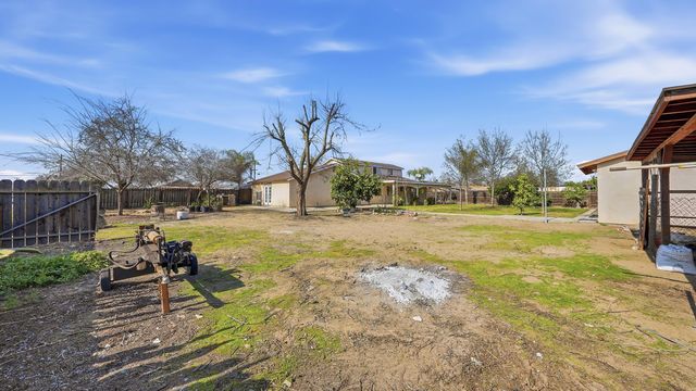 916 S Cottage Street, Porterville, CA 93257