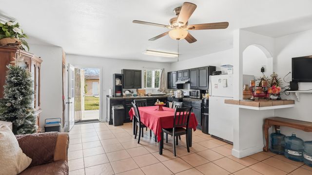 916 S Cottage Street, Porterville, CA 93257