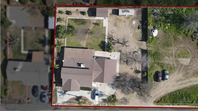 916 S Cottage Street, Porterville, CA 93257