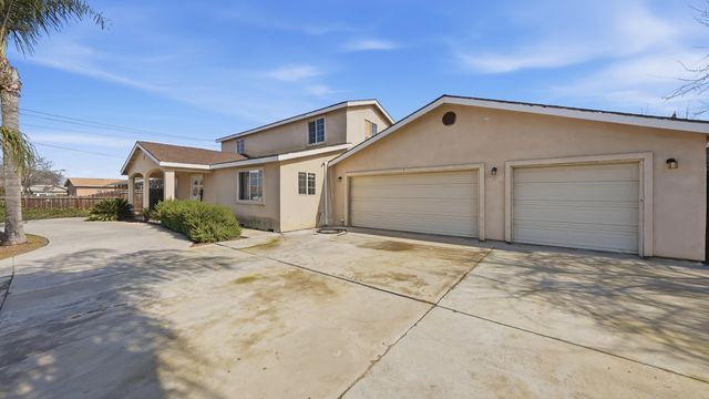 916 S Cottage Street, Porterville, CA 93257