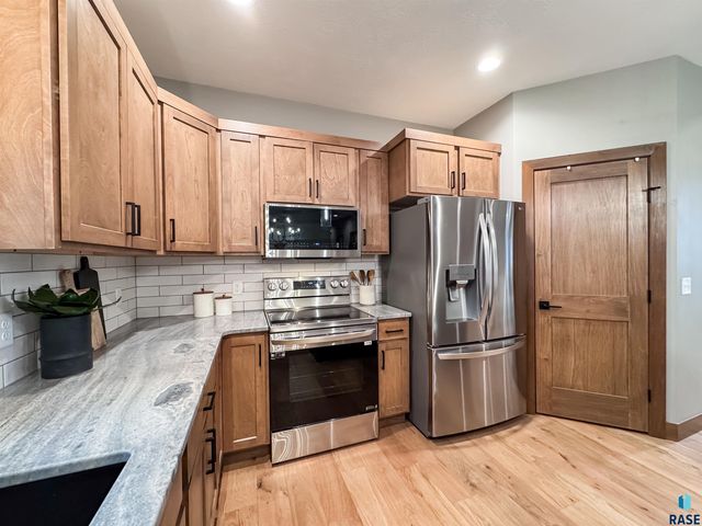 615 Quartzite Ave Avenue, Tea, SD 57064