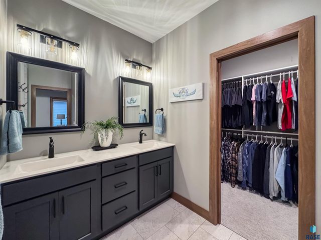 615 Quartzite Ave Avenue, Tea, SD 57064