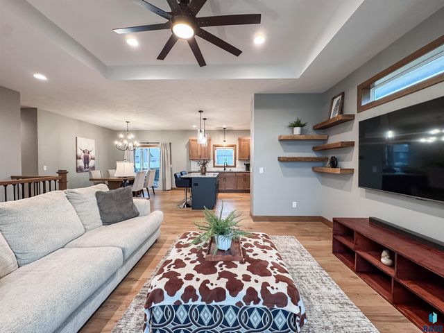 615 Quartzite Ave Avenue, Tea, SD 57064