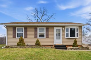 315 20th Avenue W, Milan, IL 61264