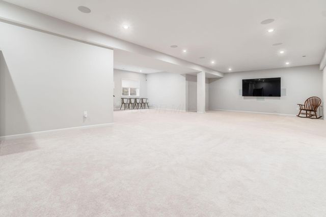 807 Littleton Drive, Pickerington, OH 43147