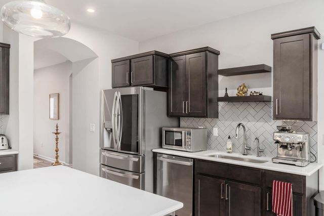 807 Littleton Drive, Pickerington, OH 43147