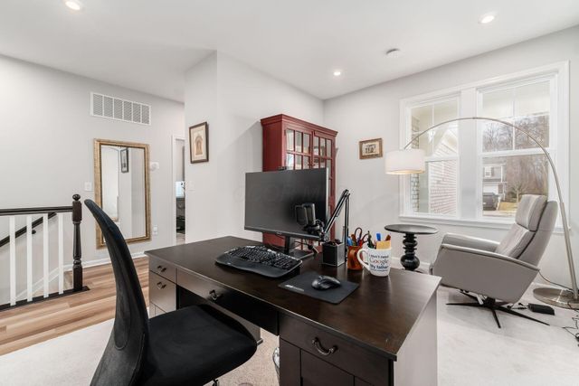 807 Littleton Drive, Pickerington, OH 43147