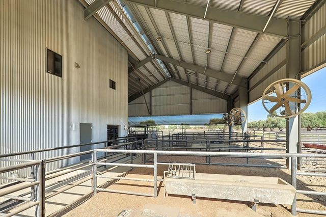 15725 Avenue 376, Visalia, CA 93292