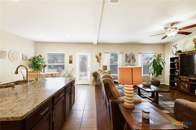 598 Sweet Gum, Kyle, TX 78640