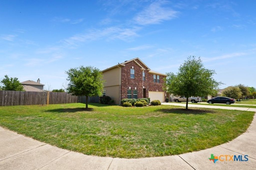 598 Sweet Gum, Kyle, TX 78640