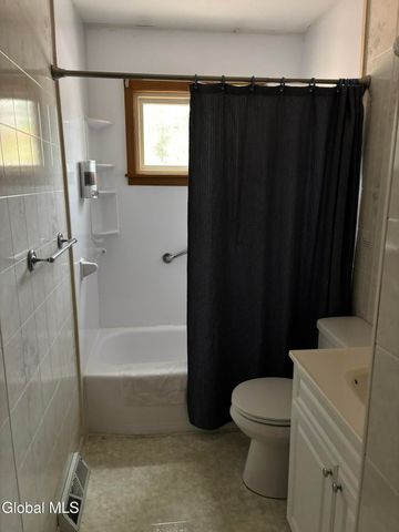 52 Trottingham Road, Saratoga Springs, NY 12866