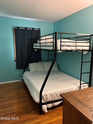 52 Trottingham Road, Saratoga Springs, NY 12866