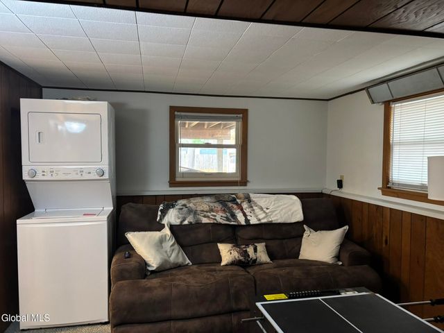 52 Trottingham Road, Saratoga Springs, NY 12866