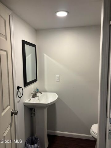 52 Trottingham Road, Saratoga Springs, NY 12866