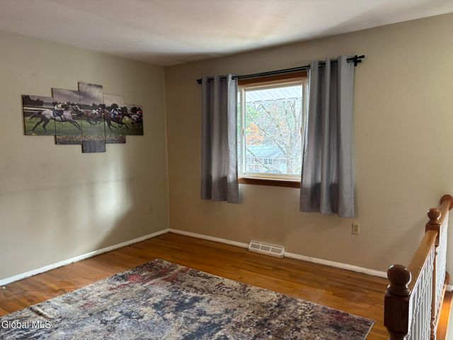 52 Trottingham Road, Saratoga Springs, NY 12866