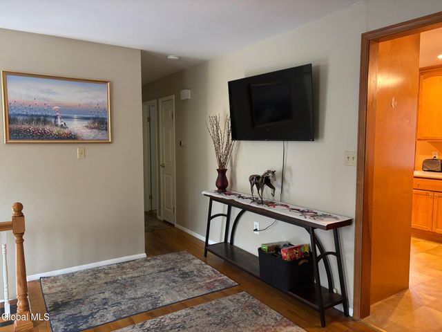 52 Trottingham Road, Saratoga Springs, NY 12866