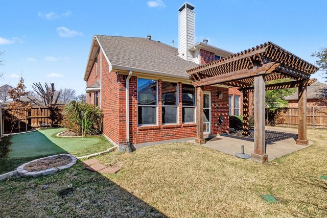 8234 Robertson Drive, Frisco, TX 75036