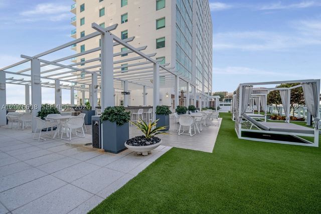 400 Sunny Isles Blvd 908, Sunny Isles Beach, FL 33160