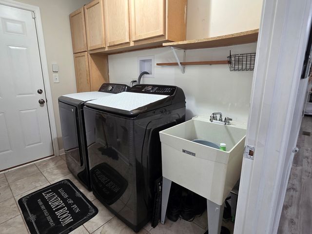 430 Gillings Drive, Gurnee, IL 60031