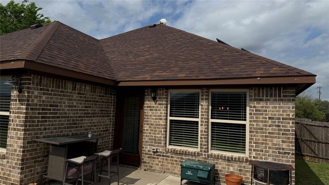 107 Virginia Drive, Palmer, TX 75152