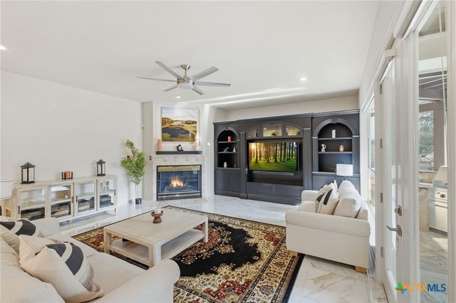 9610 Trophy Oaks Drive, San Antonio, TX 78266