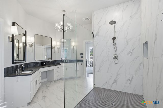 9610 Trophy Oaks Drive, San Antonio, TX 78266