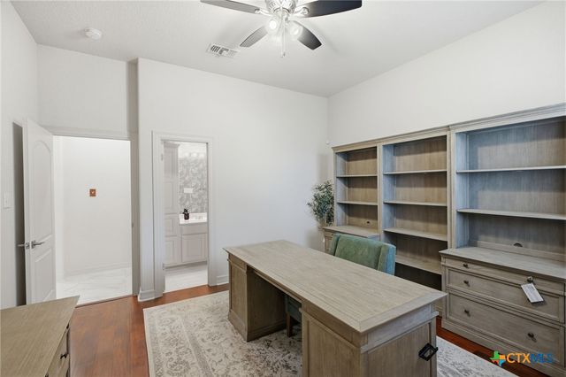 9610 Trophy Oaks Drive, San Antonio, TX 78266