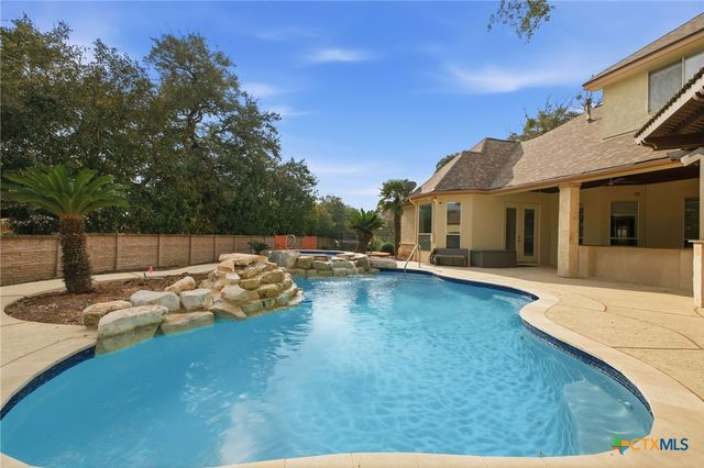 9610 Trophy Oaks Drive, San Antonio, TX 78266