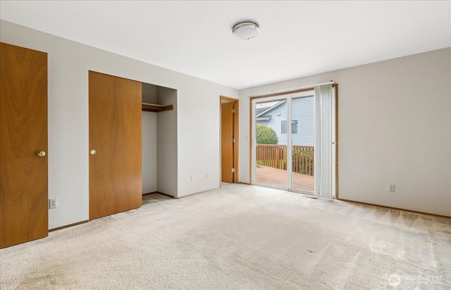 1772 SW 16th Avenue, Oak Harbor, WA 98277