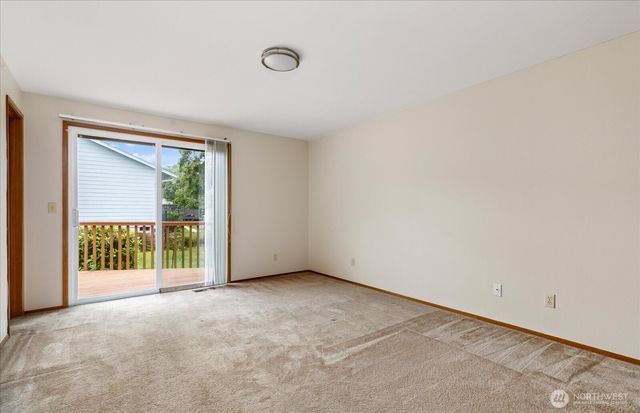 1772 SW 16th Avenue, Oak Harbor, WA 98277