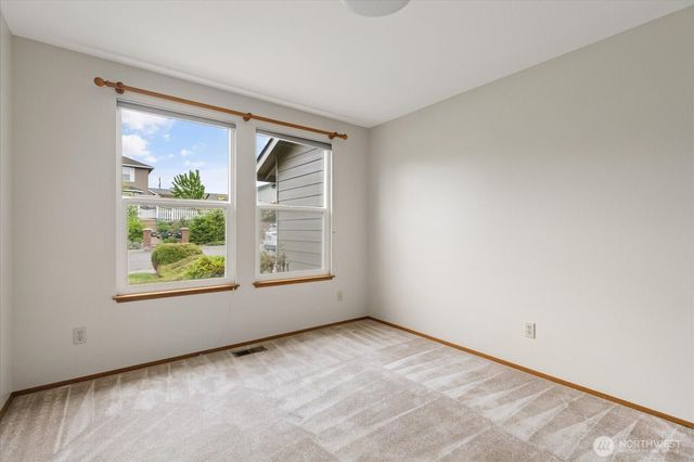 1772 SW 16th Avenue, Oak Harbor, WA 98277
