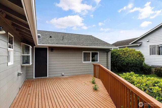 1772 SW 16th Avenue, Oak Harbor, WA 98277