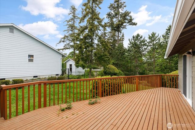 1772 SW 16th Avenue, Oak Harbor, WA 98277