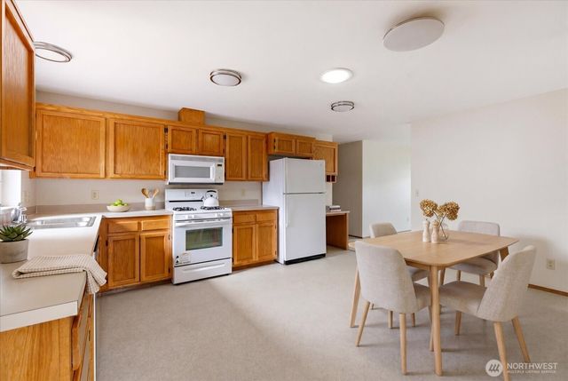 1772 SW 16th Avenue, Oak Harbor, WA 98277