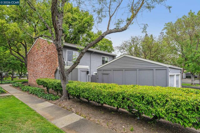 614 Sycamore Cir, Danville, CA 94526