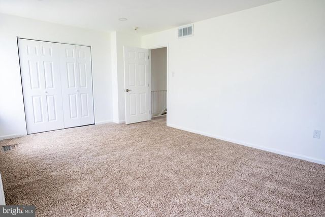 752 SLATE CT, Sewell, NJ 08080