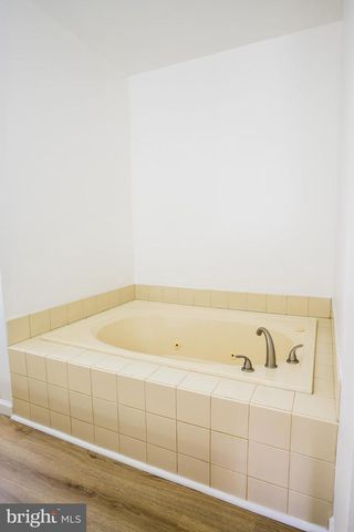 752 SLATE CT, Sewell, NJ 08080