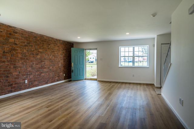 752 SLATE CT, Sewell, NJ 08080