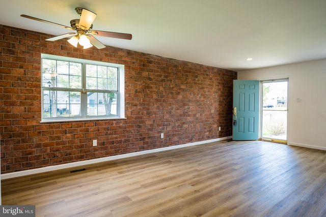 752 SLATE CT, Sewell, NJ 08080