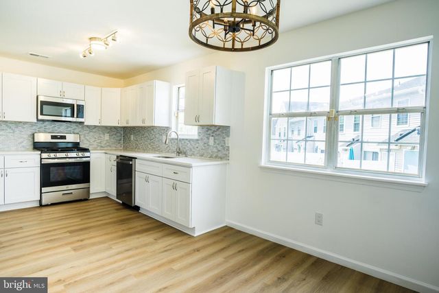 752 SLATE CT, Sewell, NJ 08080