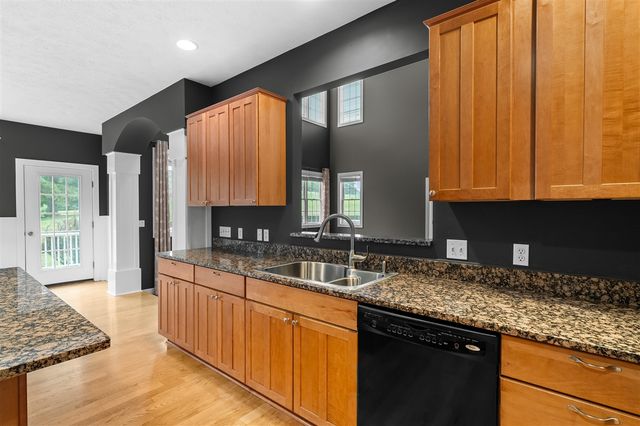 351 Hyder Circle Drive, Plainwell, MI 49080