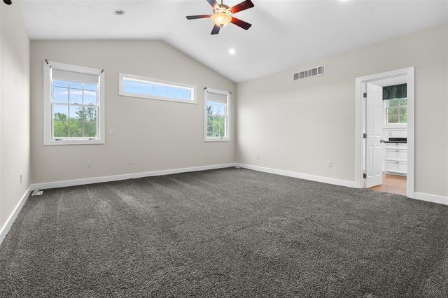 351 Hyder Circle Drive, Plainwell, MI 49080